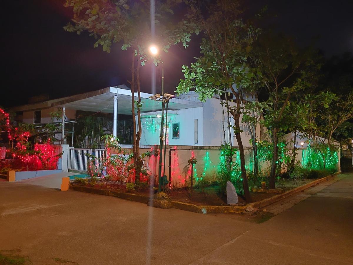 Sunstone Villa Lonavala Luaran gambar
